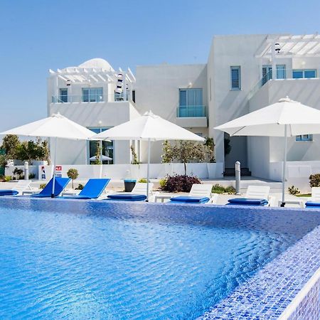 Blue Diamond Beach Villas Paphos Ngoại thất bức ảnh