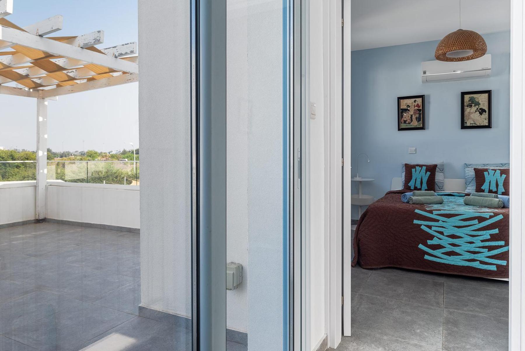 Blue Diamond Beach Villas Paphos Ngoại thất bức ảnh