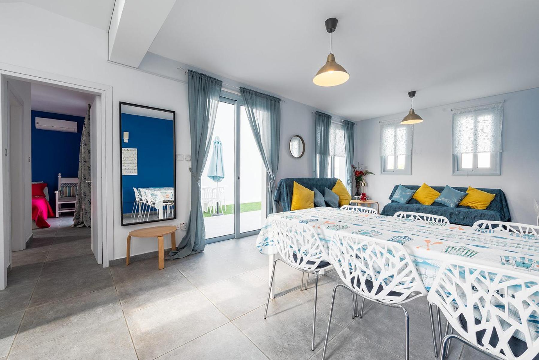 Blue Diamond Beach Villas Paphos Ngoại thất bức ảnh