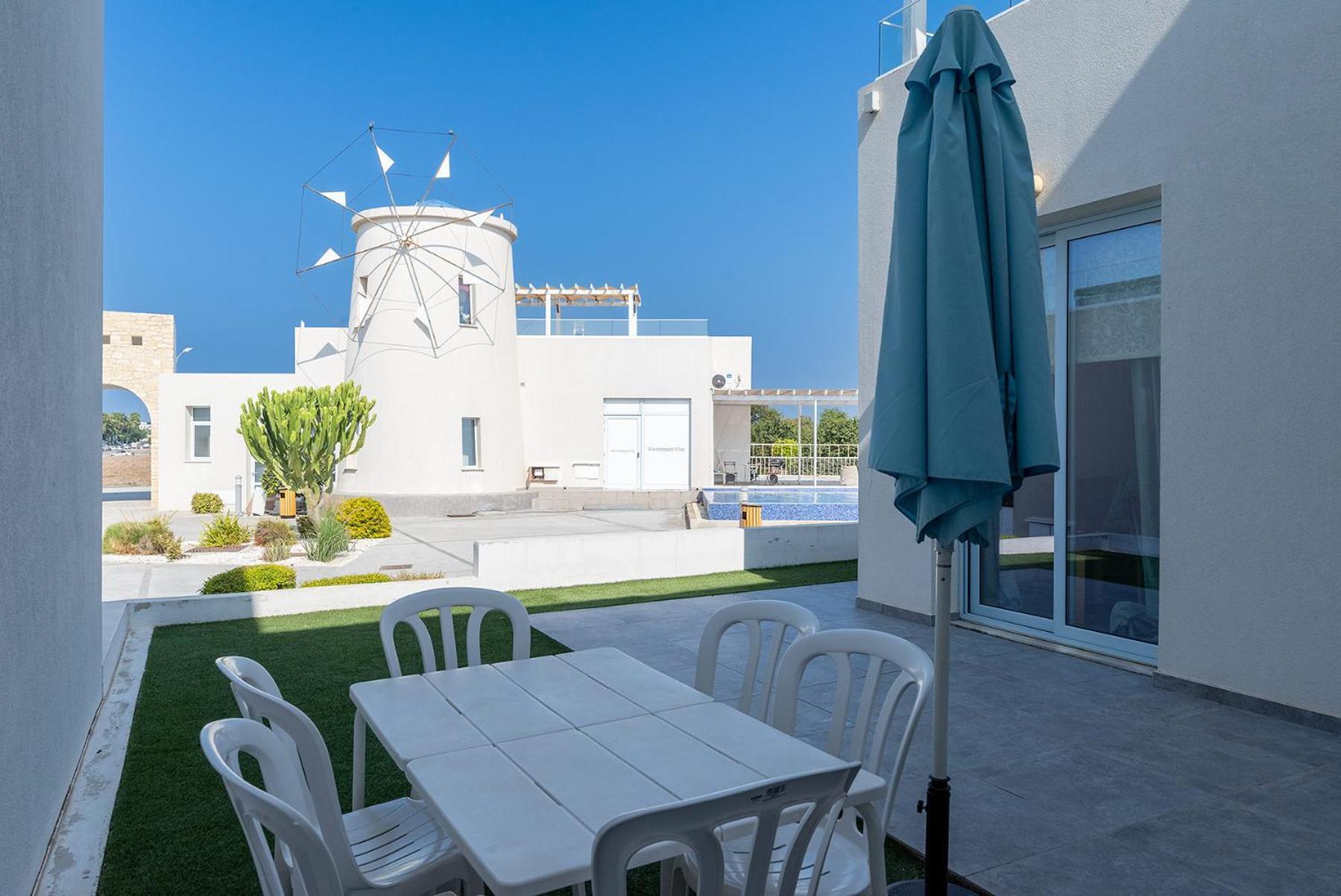 Blue Diamond Beach Villas Paphos Ngoại thất bức ảnh