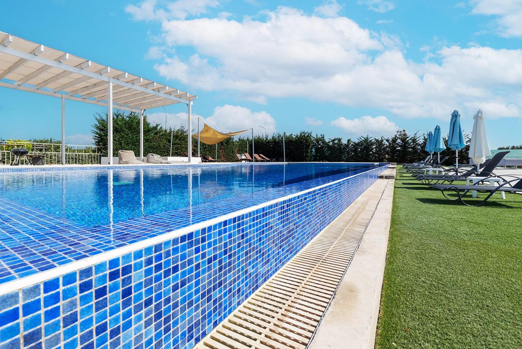 Blue Diamond Beach Villas Paphos Ngoại thất bức ảnh