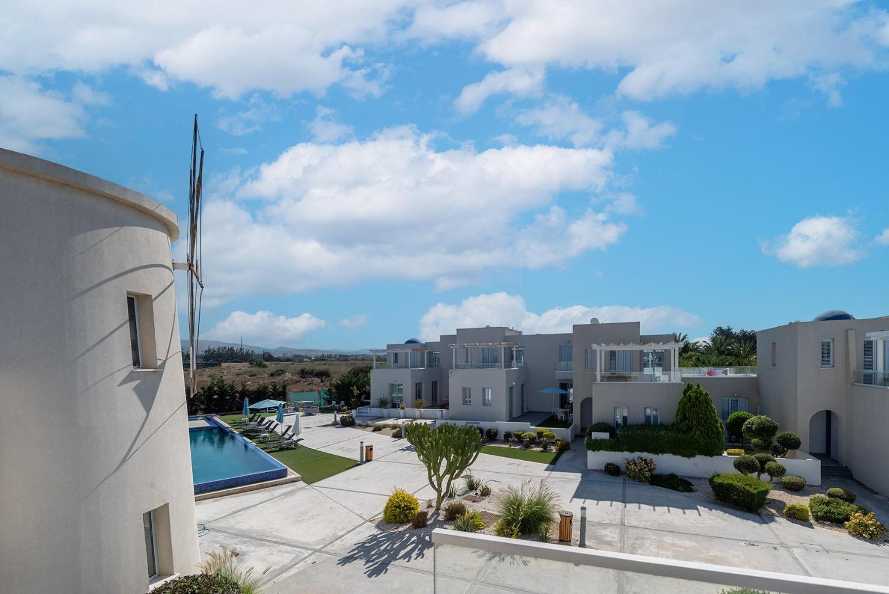 Blue Diamond Beach Villas Paphos Ngoại thất bức ảnh