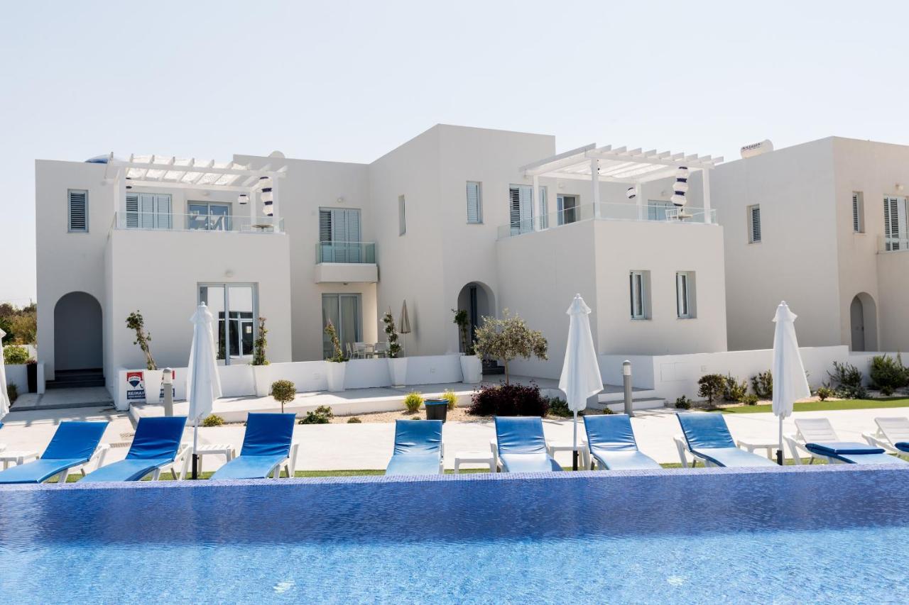 Blue Diamond Beach Villas Paphos Ngoại thất bức ảnh
