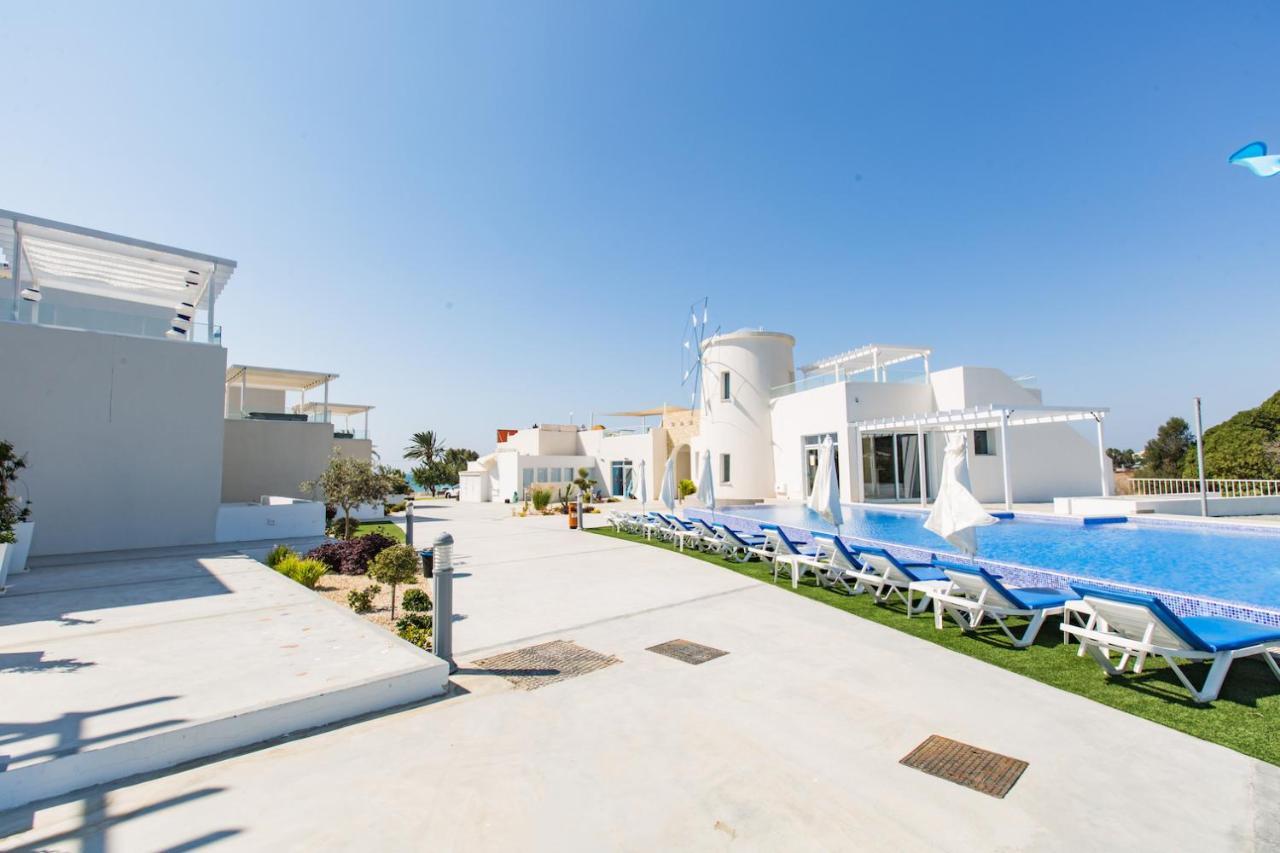 Blue Diamond Beach Villas Paphos Ngoại thất bức ảnh