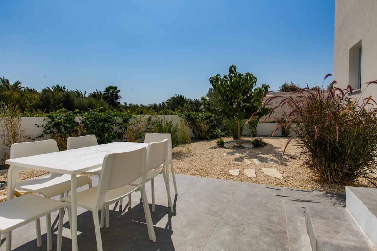 Blue Diamond Beach Villas Paphos Ngoại thất bức ảnh