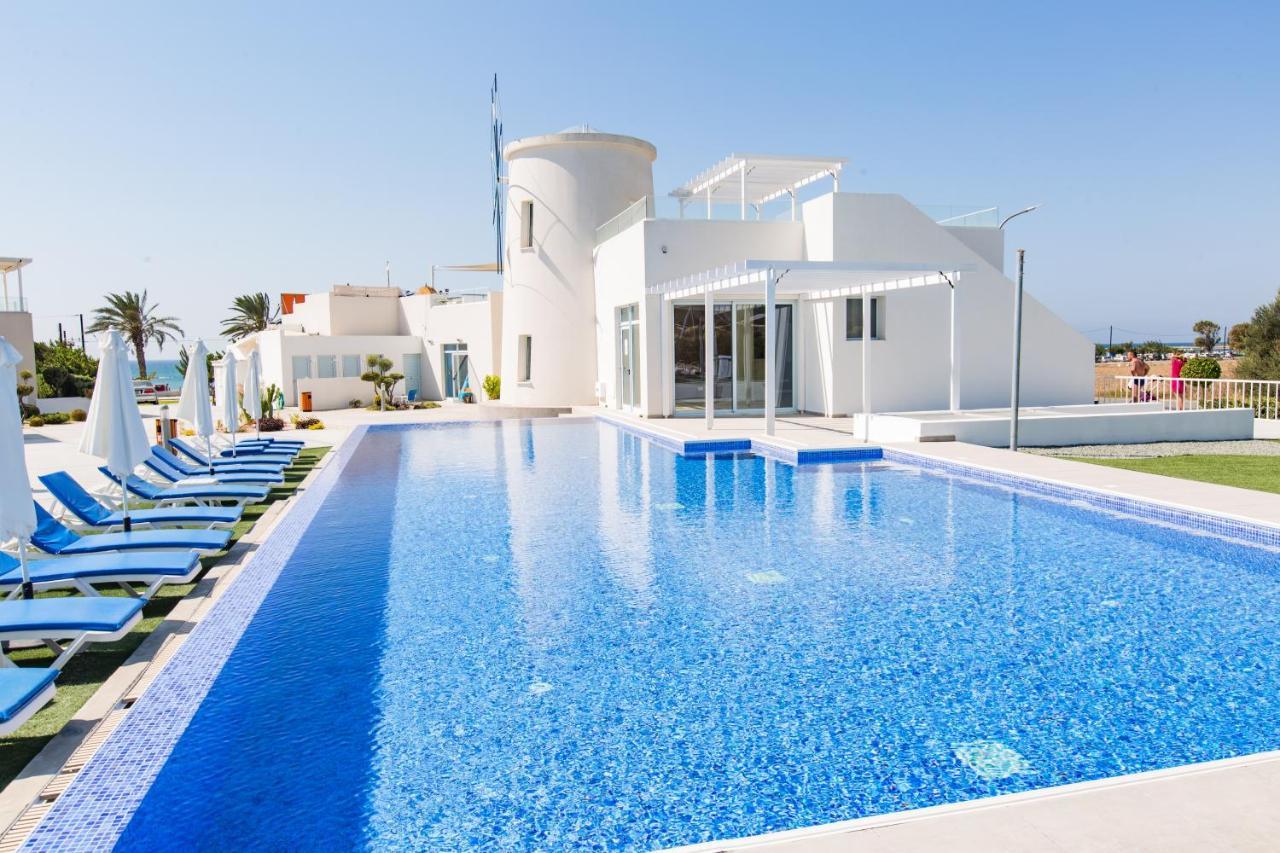 Blue Diamond Beach Villas Paphos Ngoại thất bức ảnh